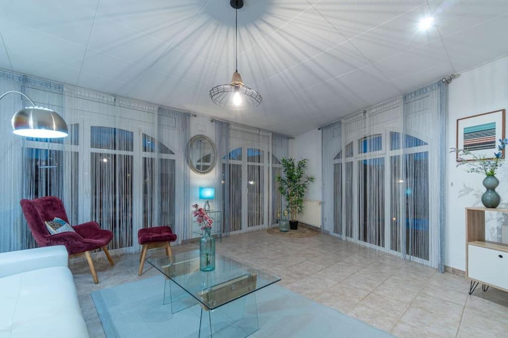 Sm21-Gran Casa De Vacaciones En La Playa, 4 Habitaciones, Climatizada, Piscina, Barbacoa Y Wifi Empuriabrava Luaran gambar